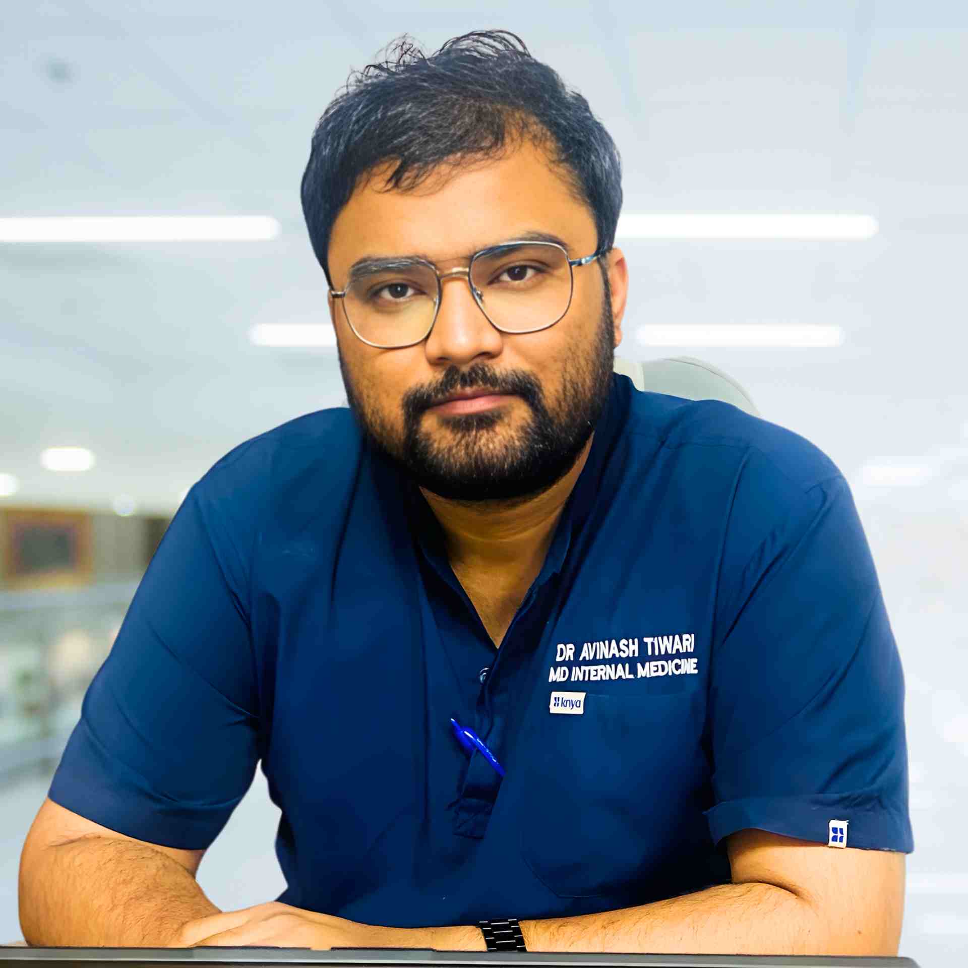 Dr. Avinash Tiwari